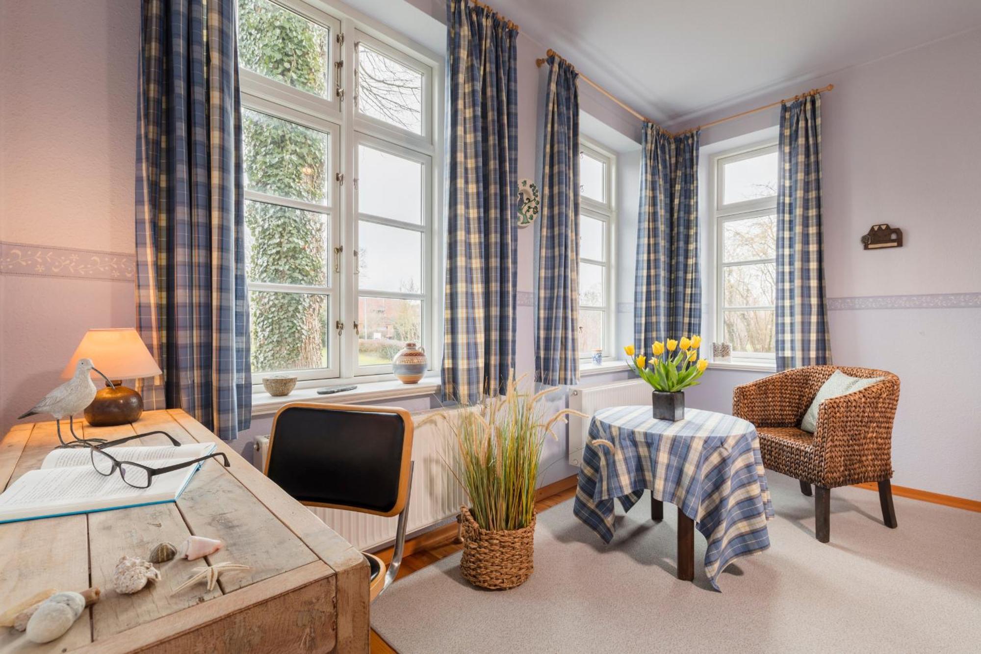"Gaestehaus Summersby" - Natururlaub Mit Exklusivem Landhausflair 费马恩 外观 照片